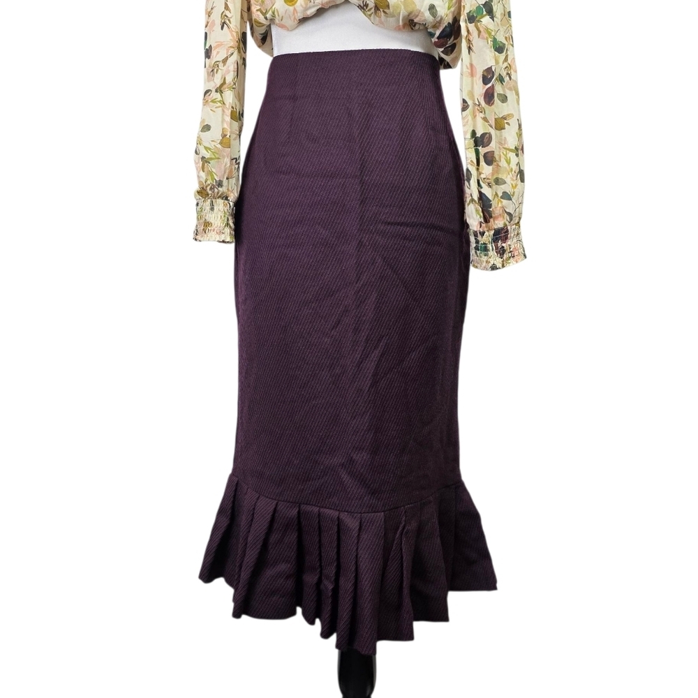 John Galliano Paris wool/silk  knit with pleated ruffle edge Midi Skirt (Rare)